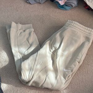 Nike Men’s Beige Sweatpants